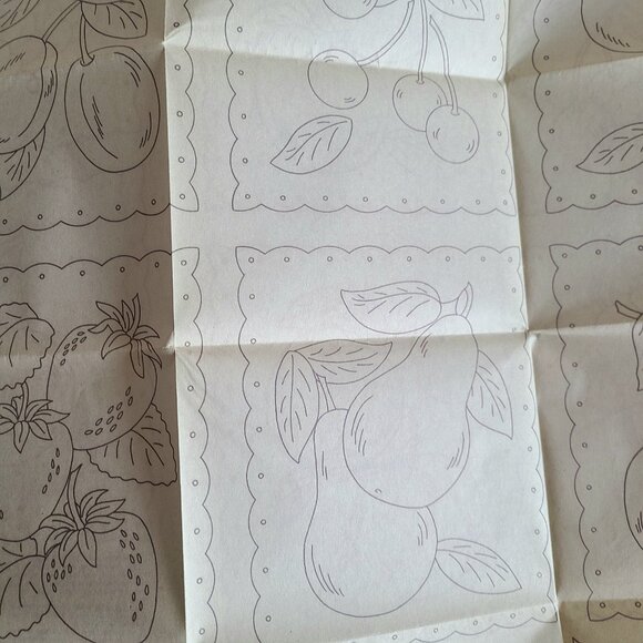 Vintage Aunt Martha's Hot Iron Transfers. - Picture 7 of 8